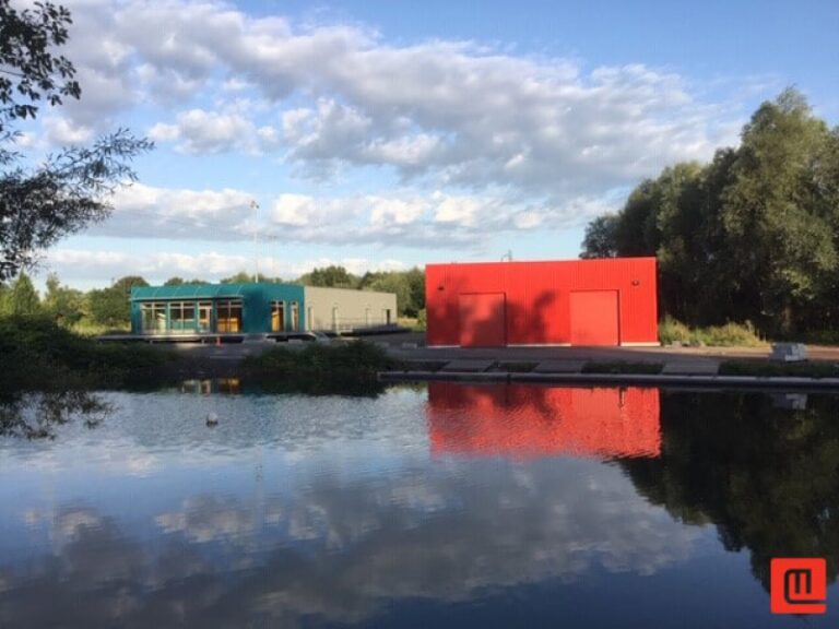 2-Portes-sectionnelles-et-portillons-de-service-3