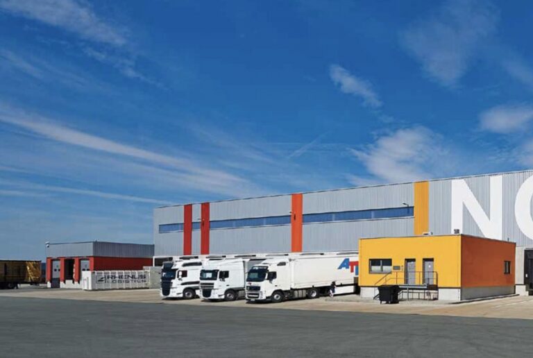 86465_Portes_sectionelles_industrielles_FR-20