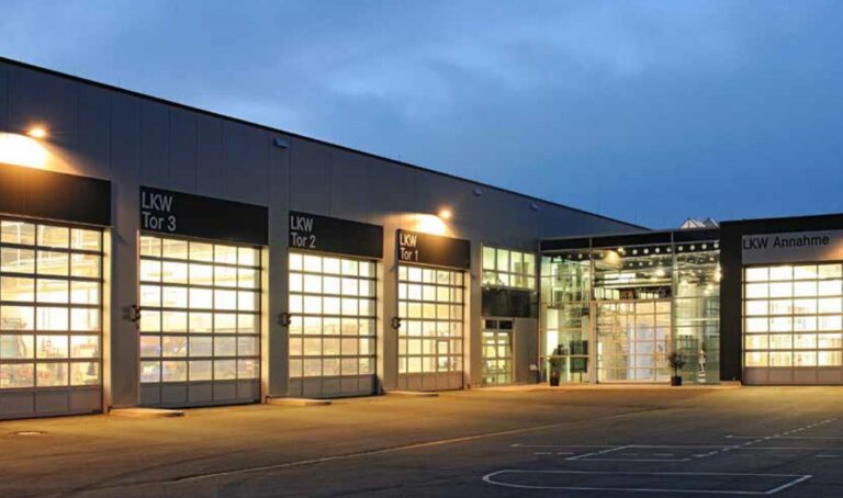 86465_Portes_sectionelles_industrielles_FR-4