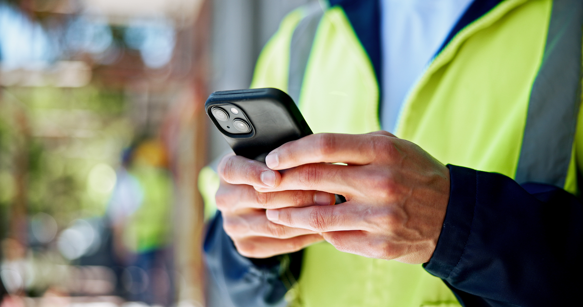 Contrat de maintenance multisites pour fermetures industrielles